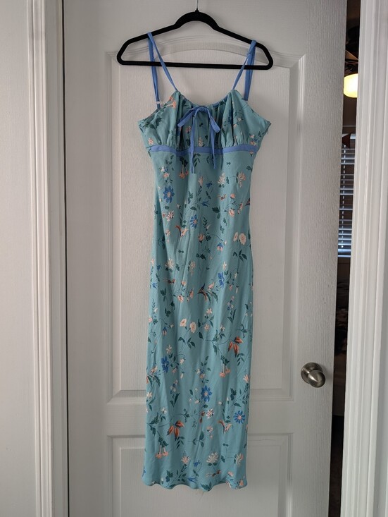 Reformation Dresses & Skirts - Reformation Camira Blue Floral Dress Size 12